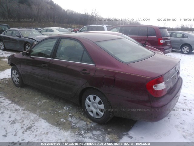 4T1BE32K12U003670 - 2002 TOYOTA CAMRY LE/XLE/SE RED photo 3