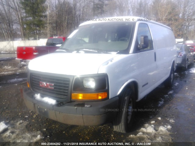 1GTHG35UX61109726 - 2006 GMC SAVANA G3500 WHITE photo 2