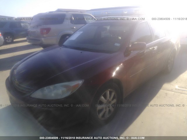 JTDBF32K920004977 - 2002 TOYOTA CAMRY LE/XLE/SE MAROON photo 2