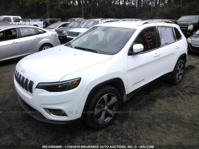 1C4PJLDB1KD185129 - 2019 JEEP CHEROKEE LIMITED WHITE photo 2