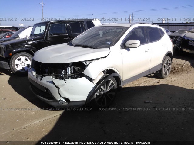 JN1BJ1CPXJW107322 - 2018 NISSAN ROGUE SPORT S/SV/SL WHITE photo 2