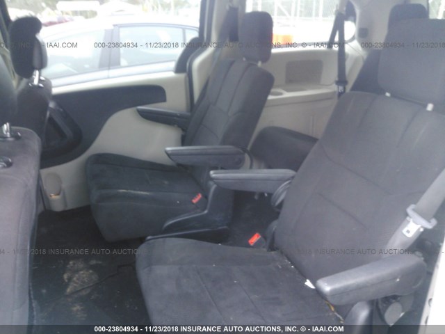 2C4RDGCG0CR114488 - 2012 DODGE GRAND CARAVAN SXT SILVER photo 8