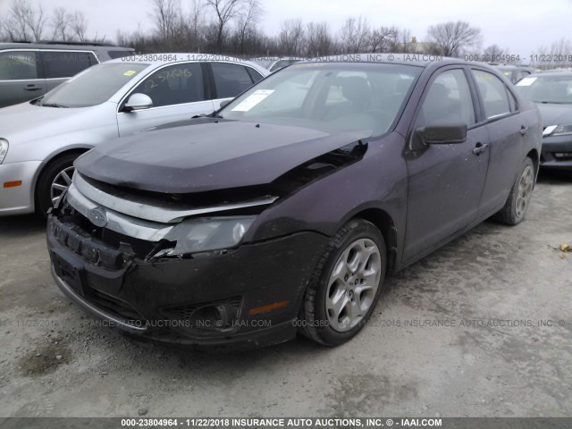 3FAHP0GA5CR391086 - 2012 FORD FUSION S MAROON photo 2