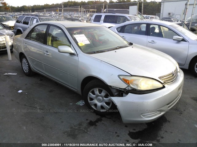 4T1BE32KX3U787641 - 2003 TOYOTA CAMRY LE/XLE/SE SILVER photo 1