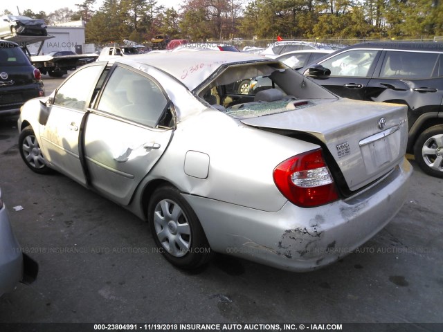 4T1BE32KX3U787641 - 2003 TOYOTA CAMRY LE/XLE/SE SILVER photo 3