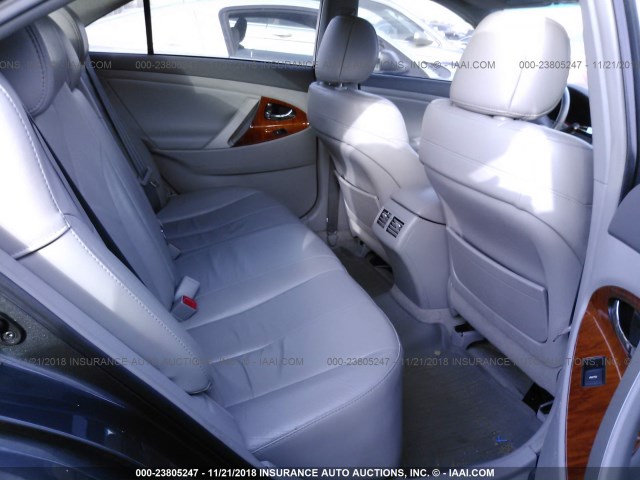 4T1BK3EK8AU112386 - 2010 TOYOTA CAMRY SE/LE/XLE GRAY photo 8