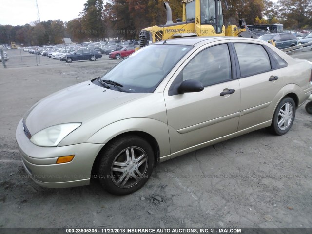 1FAFP34P01W300267 - 2001 FORD FOCUS SE/SE COMFORT GOLD photo 2