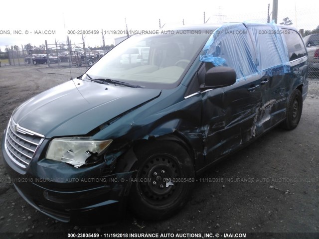 2A8HR44E09R630263 - 2009 CHRYSLER TOWN & COUNTRY LX GREEN photo 2