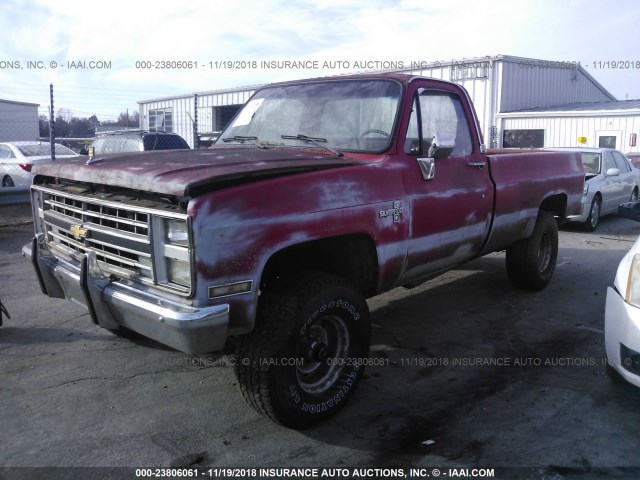 1GCEV14K6HF354834 - 1987 CHEVROLET V10 RED photo 2