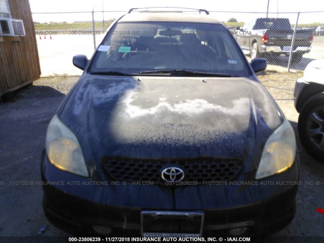 2T1KR32E14C181243 - 2004 TOYOTA COROLLA MATRIX XR BLACK photo 6