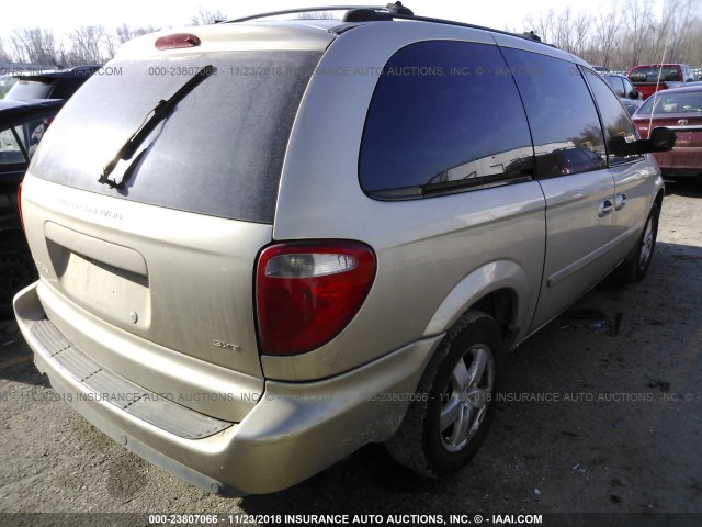 2D4GP44L15R320417 - 2005 DODGE GRAND CARAVAN SXT TAN photo 4