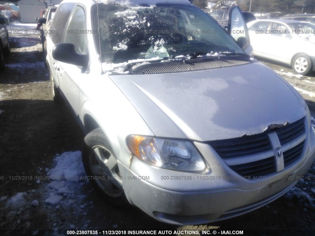 1D4GP45R06B571223 - 2006 DODGE CARAVAN SXT SILVER photo 6