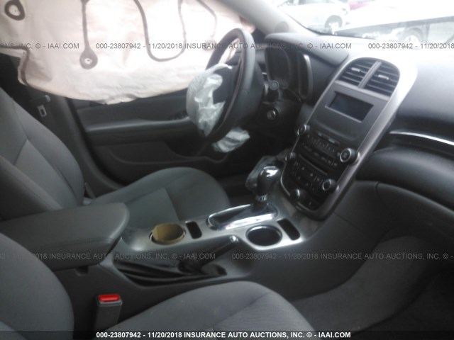 1G11A5SL3FF160183 - 2015 CHEVROLET MALIBU LS 黑色 照片 5