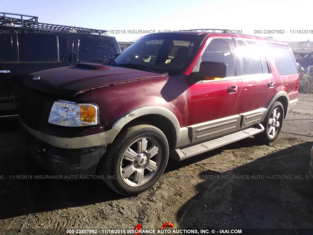 1FMFU17L94LA34393 - 2004 FORD EXPEDITION EDDIE BAUER MAROON photo 2