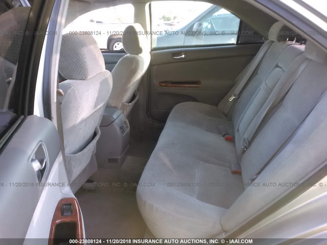 4T1BE32K24U342702 - 2004 TOYOTA CAMRY LE/XLE/SE SILVER photo 8
