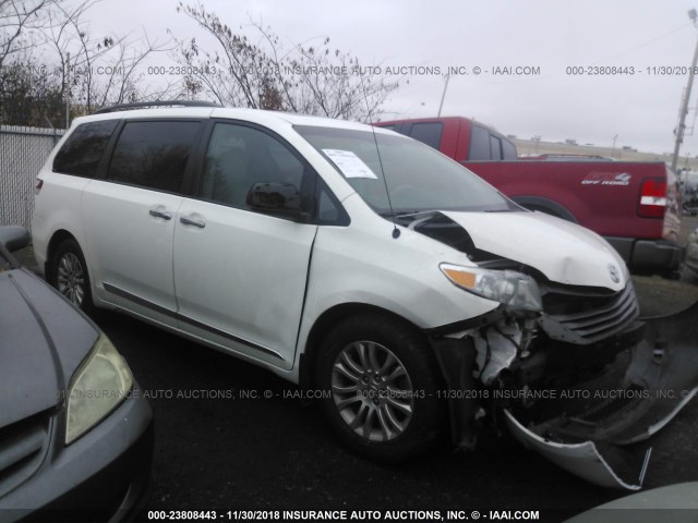 5TDYK3DC1DS307652 - 2013 TOYOTA SIENNA XLE/LIMITED WHITE photo 1