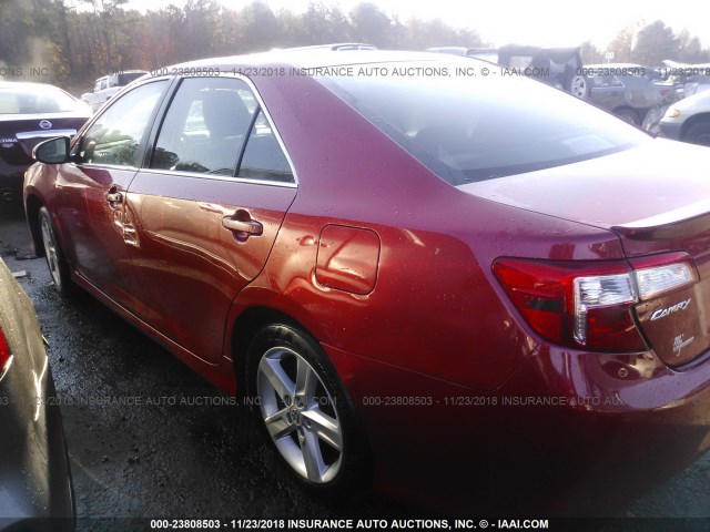 4T1BF1FK3CU578852 - 2012 TOYOTA CAMRY SE/LE/XLE 红色 照片 3
