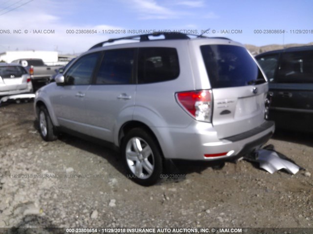 JF2SH6DC5AH721587 - 2010 SUBARU FORESTER 2.5X LIMITED SILVER photo 3