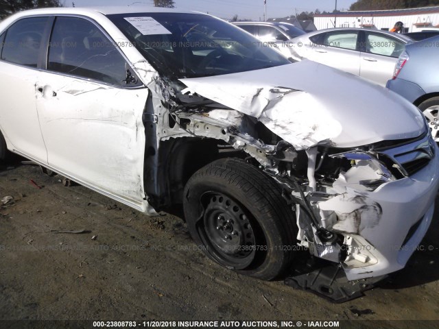 4T4BF1FK1CR243983 - 2012 TOYOTA CAMRY SE/LE/XLE 白色 照片 6