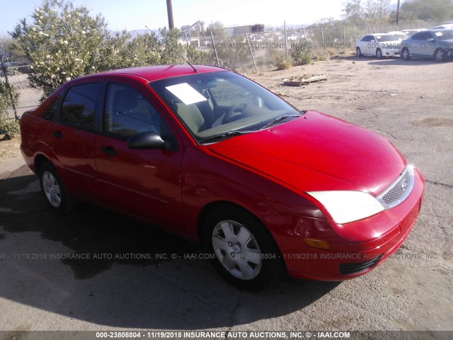 1FAFP34N86W129953 - 2006 FORD FOCUS ZX4 RED photo 1