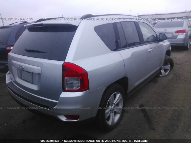 1J4NF1FB8BD270490 - 2011 JEEP COMPASS SPORT SILVER photo 4