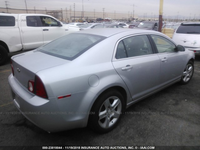 1G1ZA5E05AF281553 - 2010 CHEVROLET MALIBU LS 银色 照片 4