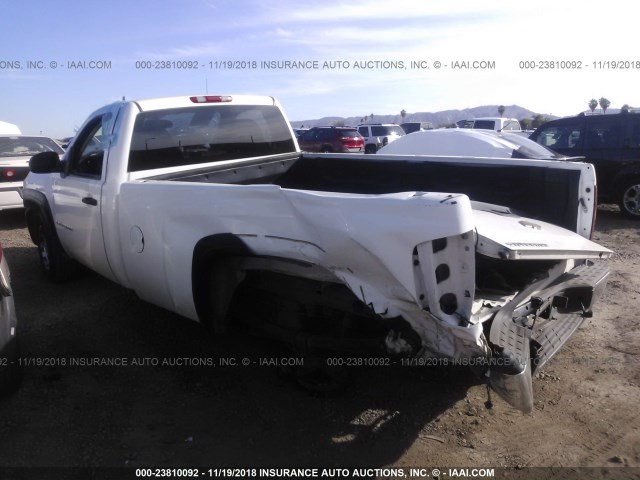 1GCEC14C87Z554352 - 2007 CHEVROLET SILVERADO C1500 WHITE photo 3