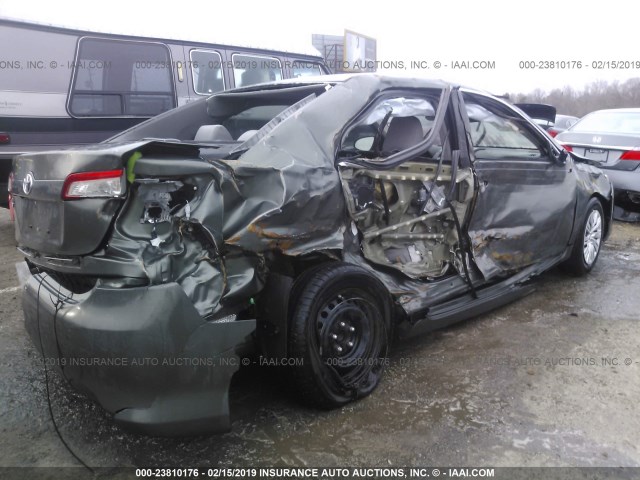 4T1BF1FK4EU842518 - 2014 TOYOTA CAMRY L/SE/LE/XLE GRAY photo 4