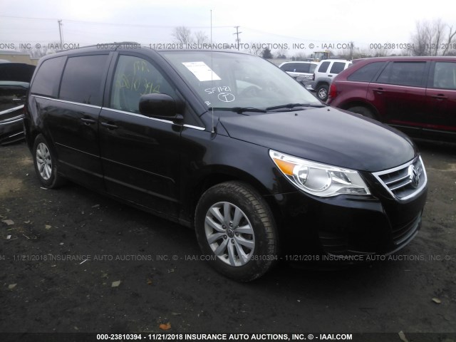 2C4RVABG2ER135213 - 2014 VOLKSWAGEN ROUTAN SE BLACK photo 1