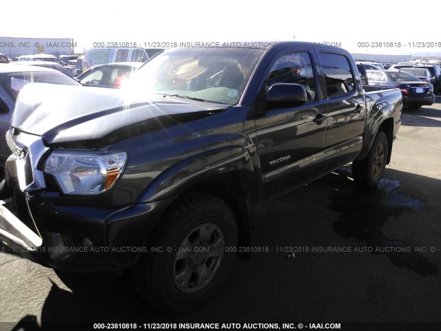 3TMLU4EN1FM175926 - 2015 TOYOTA TACOMA DOUBLE CAB/TRD PRO GRAY photo 2