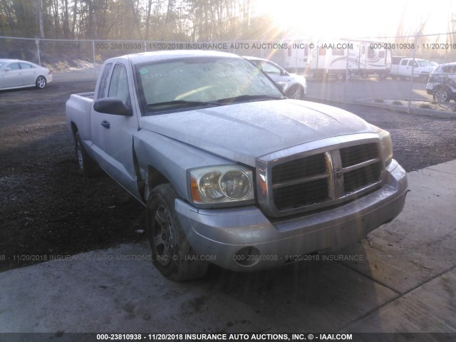 1D7HE42K66S533242 - 2006 DODGE DAKOTA SLT SILVER photo 1