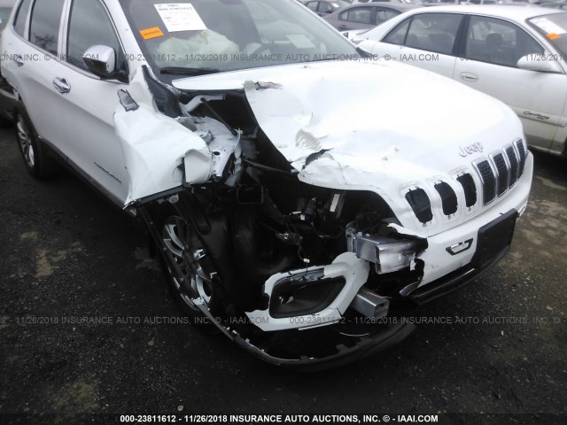 1C4PJLCX7KD123473 - 2019 JEEP CHEROKEE LATITUDE WHITE photo 6