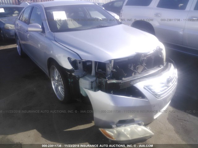 4T4BE46K09R072950 - 2009 TOYOTA CAMRY SE/LE/XLE SILVER photo 1
