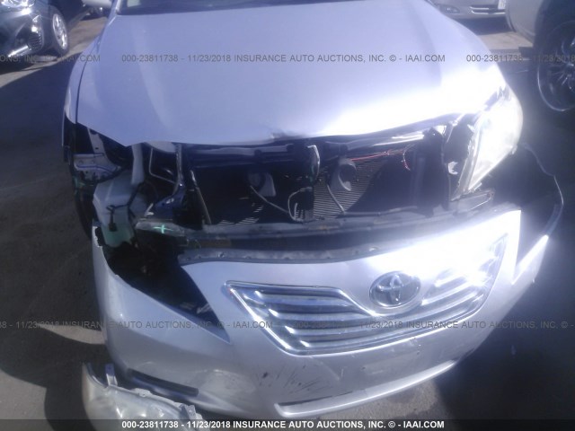 4T4BE46K09R072950 - 2009 TOYOTA CAMRY SE/LE/XLE SILVER photo 6