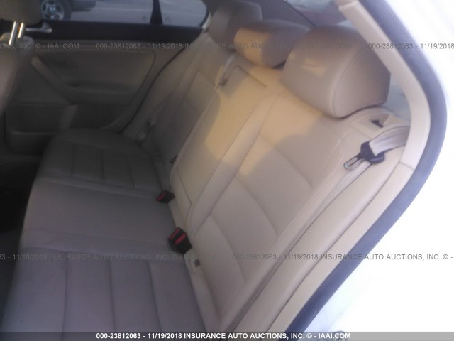 3VWEF71K37M185176 - 2007 VOLKSWAGEN JETTA WOLFSBURG 白色 照片 8