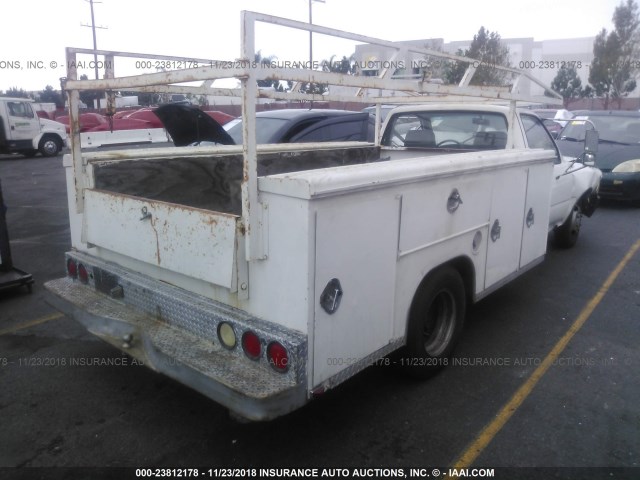 JT5VN94T9P0030250 - 1993 TOYOTA PICKUP CAB CHASSIS SUPER LONG WHEELBASE WHITE photo 4