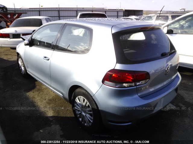 WVWBA7AJ8AW201956 - 2010 VOLKSWAGEN GOLF 蓝色 照片 3