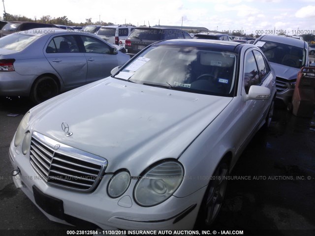 WDBUF72X09B359383 - 2009 MERCEDES-BENZ E 550 WHITE photo 2