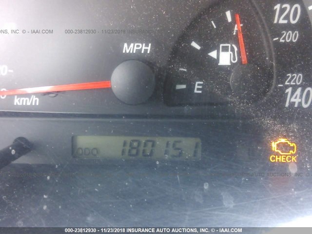 JTDBE32K220007982 - 2002 TOYOTA CAMRY LE/XLE/SE SILVER photo 7