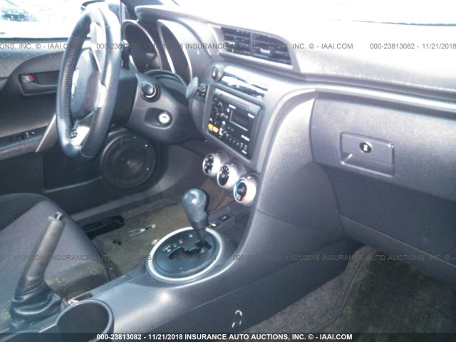 JTKJF5C73C3027777 - 2012 TOYOTA SCION TC 灰色 照片 5