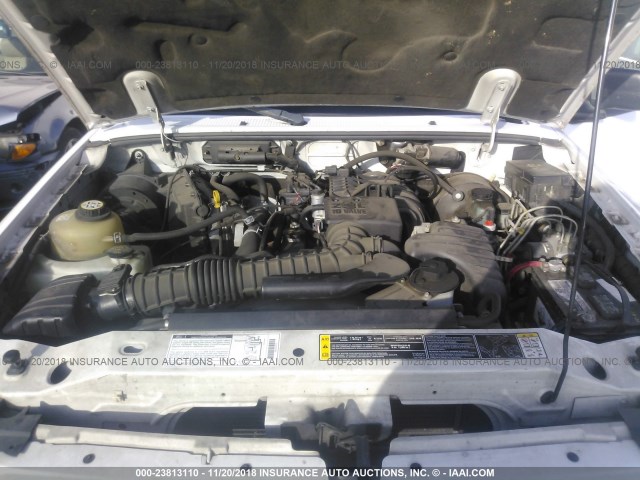 1FTYR10D42PA26144 - 2002 FORD RANGER WHITE photo 10