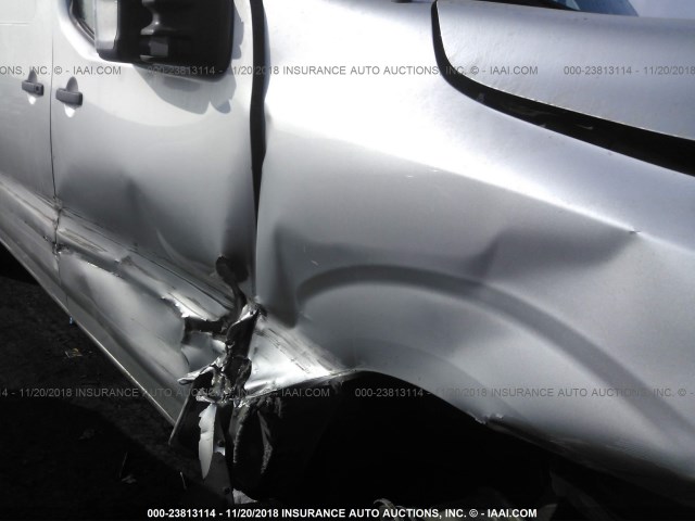 1N6AF0LY7DN111655 - 2013 NISSAN NV 2500/3500 SILVER photo 6