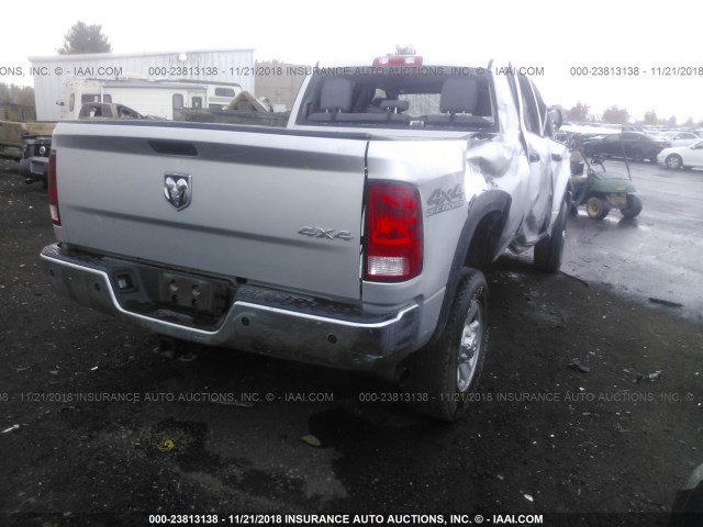 3C6UR5CJ0HG558549 - 2017 RAM 2500 ST SILVER photo 4