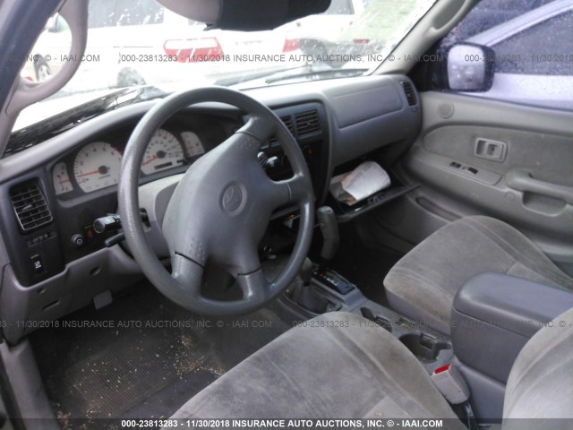 5TEWN72N82Z023090 - 2002 TOYOTA TACOMA XTRACAB SILVER photo 5