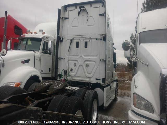 1FUJGLDR2CSBE2733 - 2012 FREIGHTLINER CASCADIA 125  Unknown photo 4