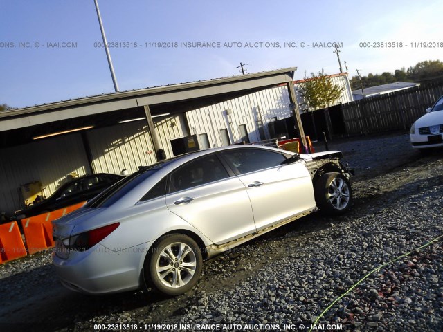 5NPEC4AC3CH453789 - 2012 HYUNDAI SONATA SE/LIMITED SILVER photo 4