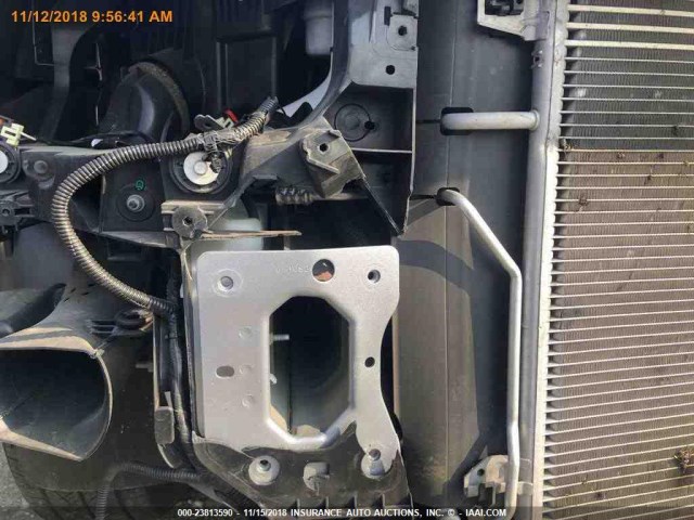 2C4RDGCG2JR205646 - 2018 DODGE GRAND CARAVAN SXT GRAY photo 11