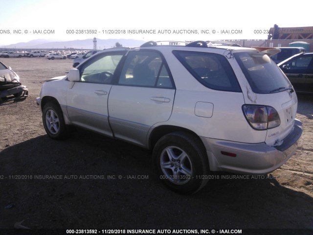 JTJHF10U010171940 - 2001 LEXUS RX 300 WHITE photo 3