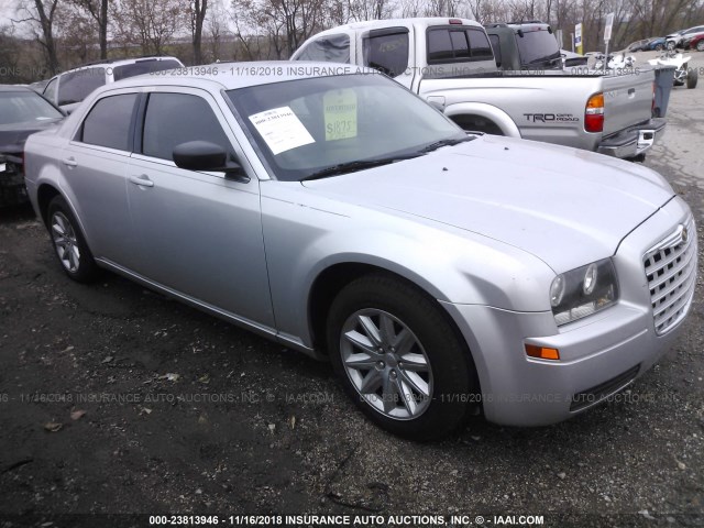 2C3KA43R68H141612 - 2008 CHRYSLER 300 LX SILVER photo 1