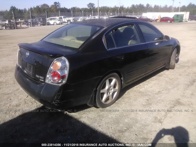 1N4BL11D52C285325 - 2002 NISSAN ALTIMA SE BLACK photo 4